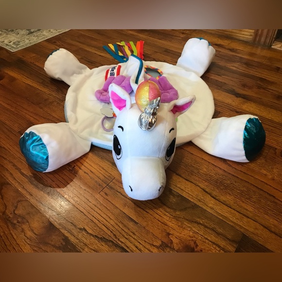Little Tikes Baby Activity Gym & Play Mat, Pillow Rainbow Unicorn
Travel Learn - Picture 3 of 16